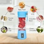 Rechargeable Portable Mini Juicer Blender – 6 Blades, 380ml Outdoor Juicing Cup [Random Color] - Image 3